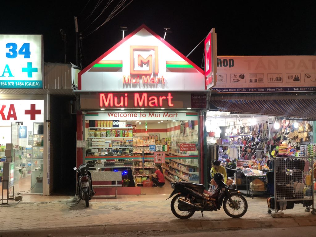 Phan Thiet's convenience store